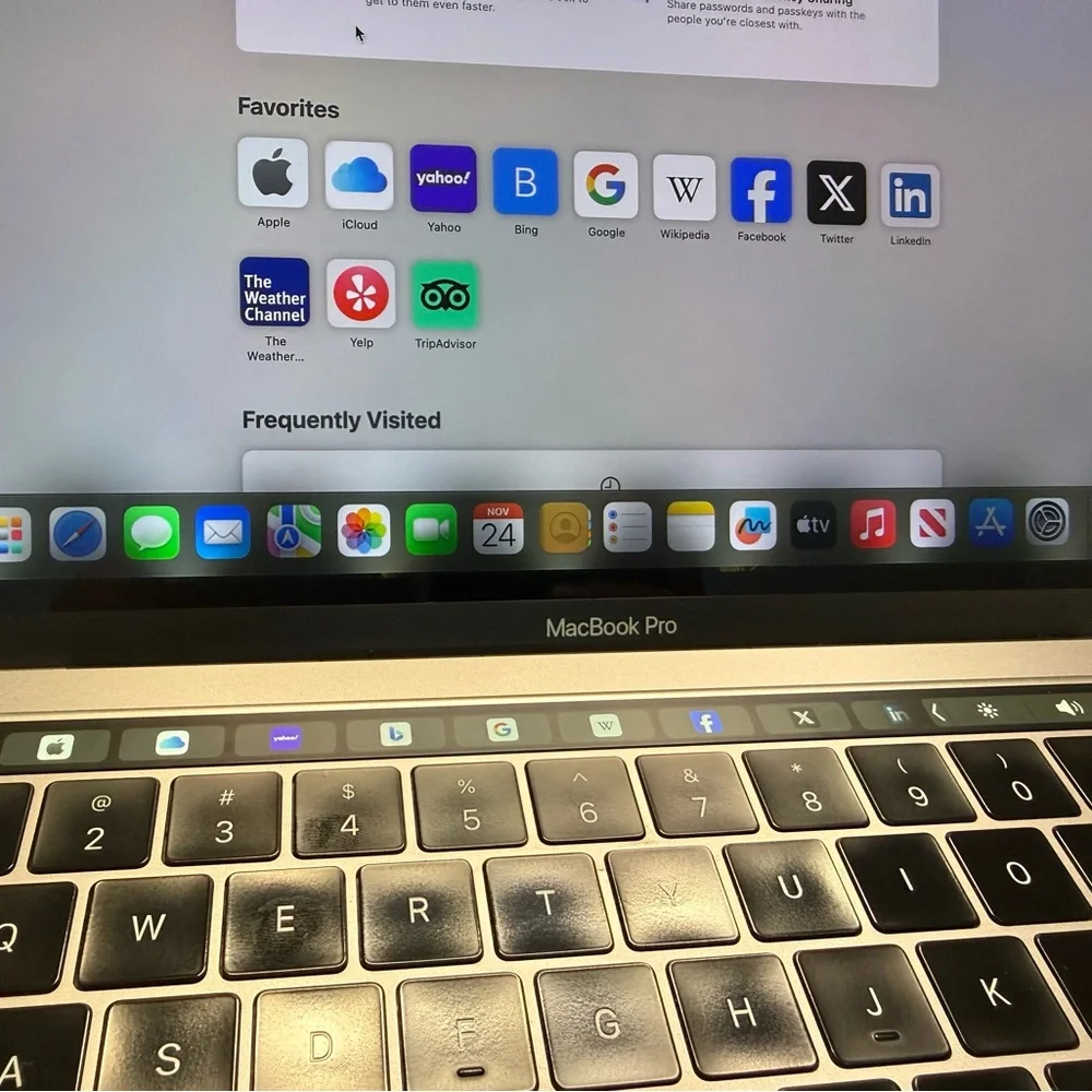 2019 Apple MacBook Pro 13
